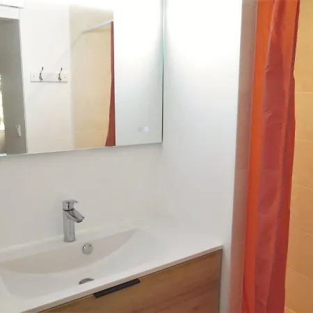 Le Fare By Interhome *